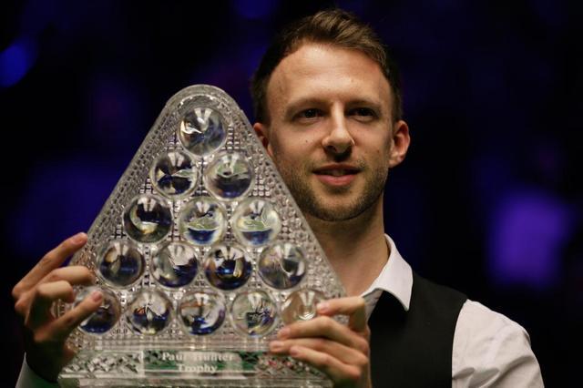 出高度紧张 出高度紧张