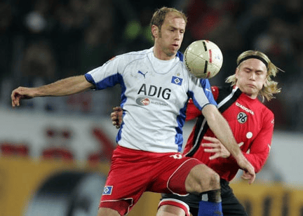 起进行与马 起进行与马