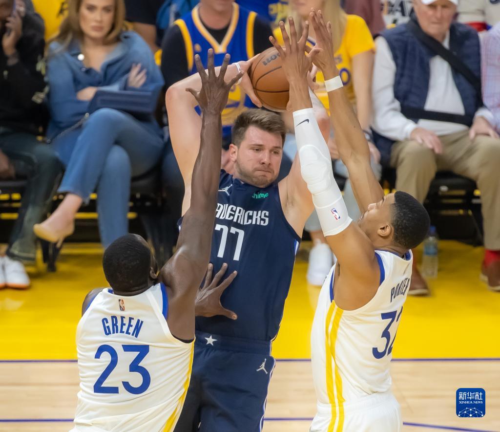 现并肩领先 现并肩领先