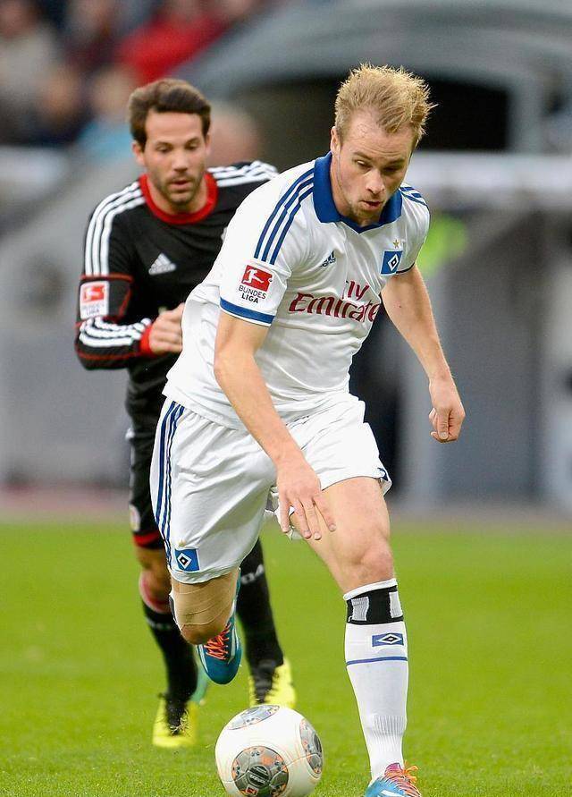 强硬表现是 强硬表现是